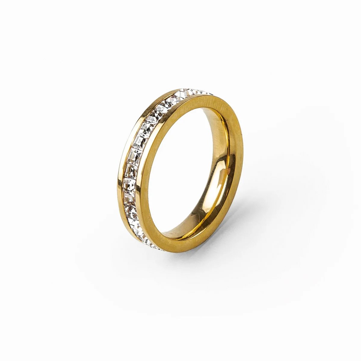 Sparkling Solitaire Ring | 18K Gold