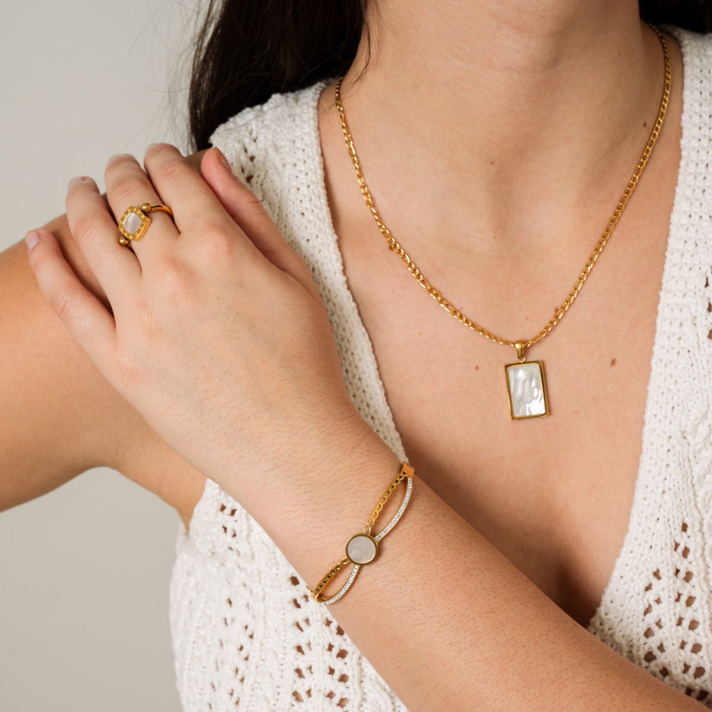 Venus Bangle | 18K Gold