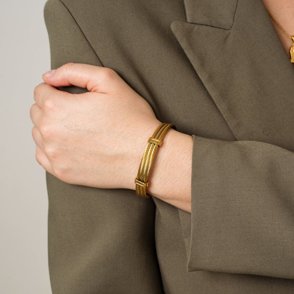 Wire Bangle | 18K Gold