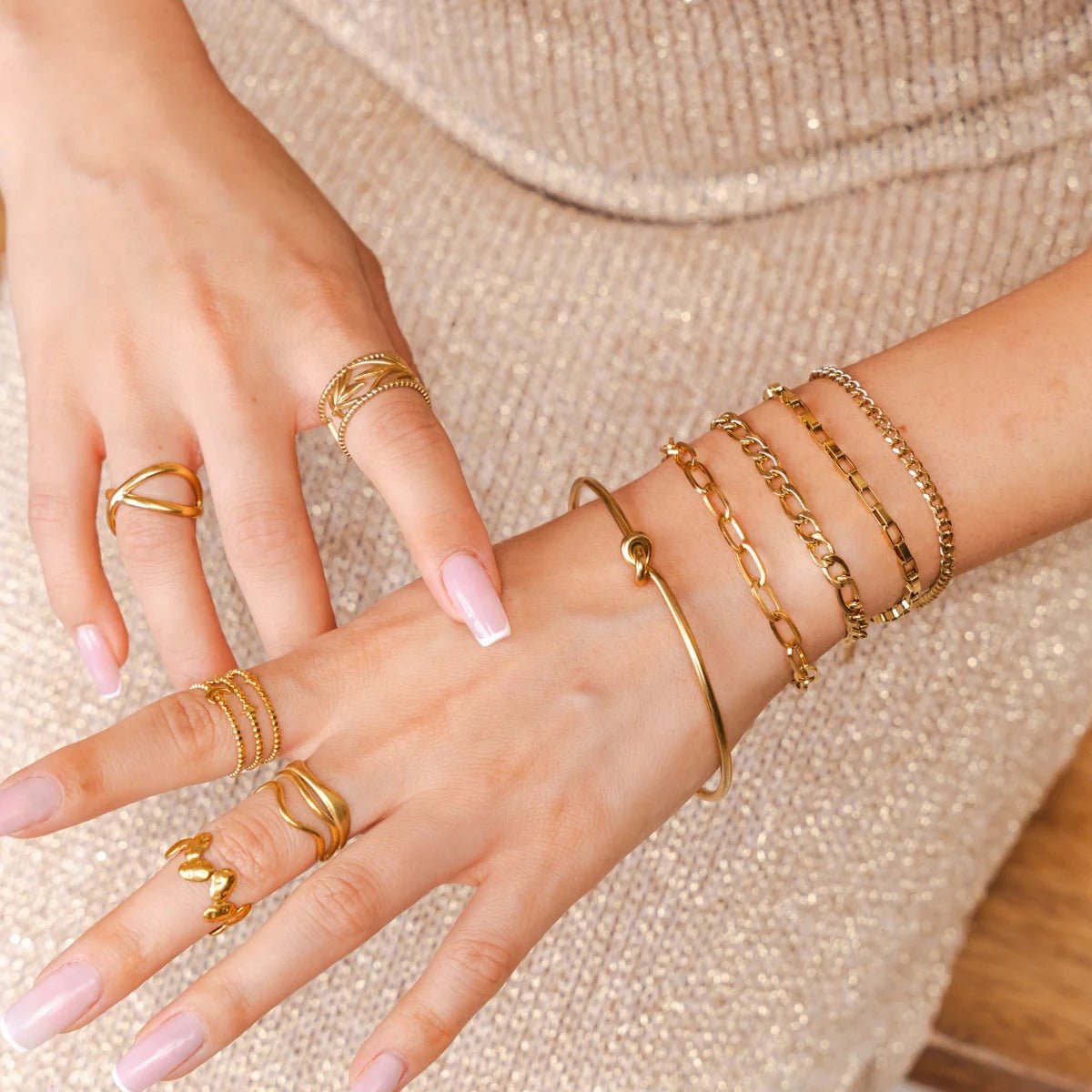 Kit Pulseiras Elegance & Bracelete Nó Banhado em Ouro 18K