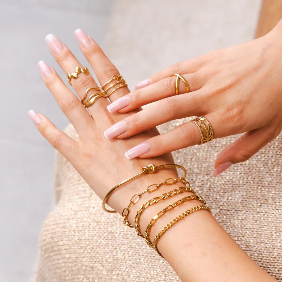 Kit Pulseiras Elegance & Bracelete Nó Banhado em Ouro 18K